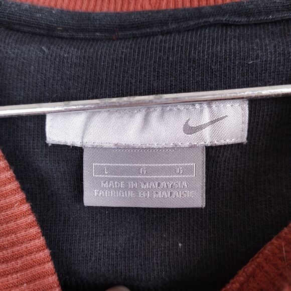 Vtg Nike Crewneck Sweatshirt Large Red Small Swoosh Y2K 2004 Shoulder Stripe OG - Picture 6 of 10